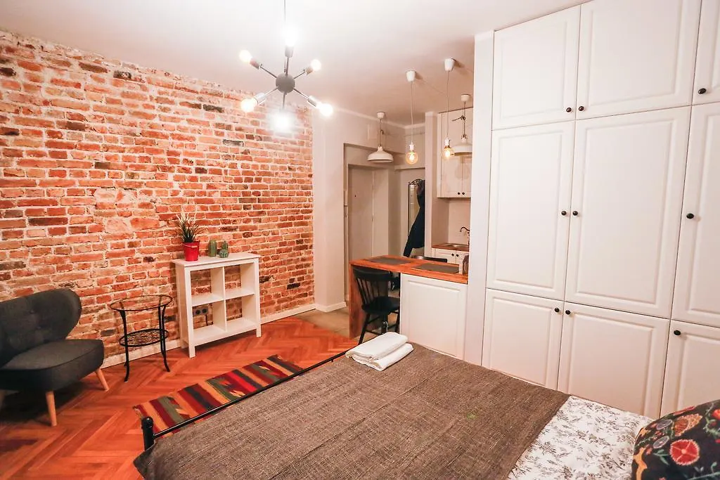 Smart Apartments Royal Castle contacts